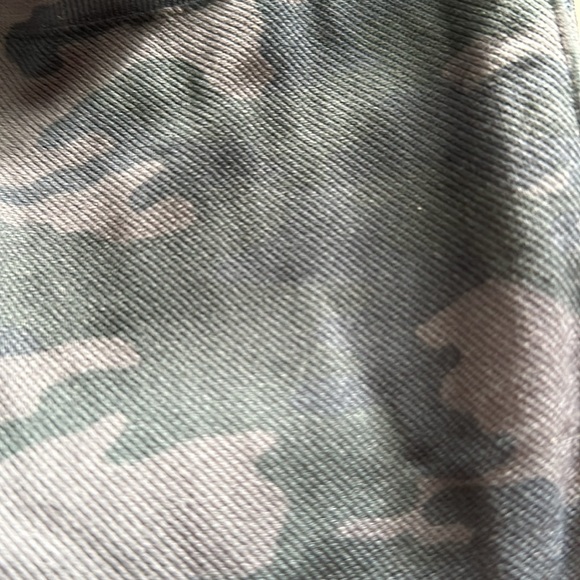 Spanx women’s camo leggings - Picture 2 of 5